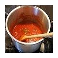 Ketchup maken: recept om zelf ketchup te maken met verse tomaten, paprika, ui, selderij, look,...